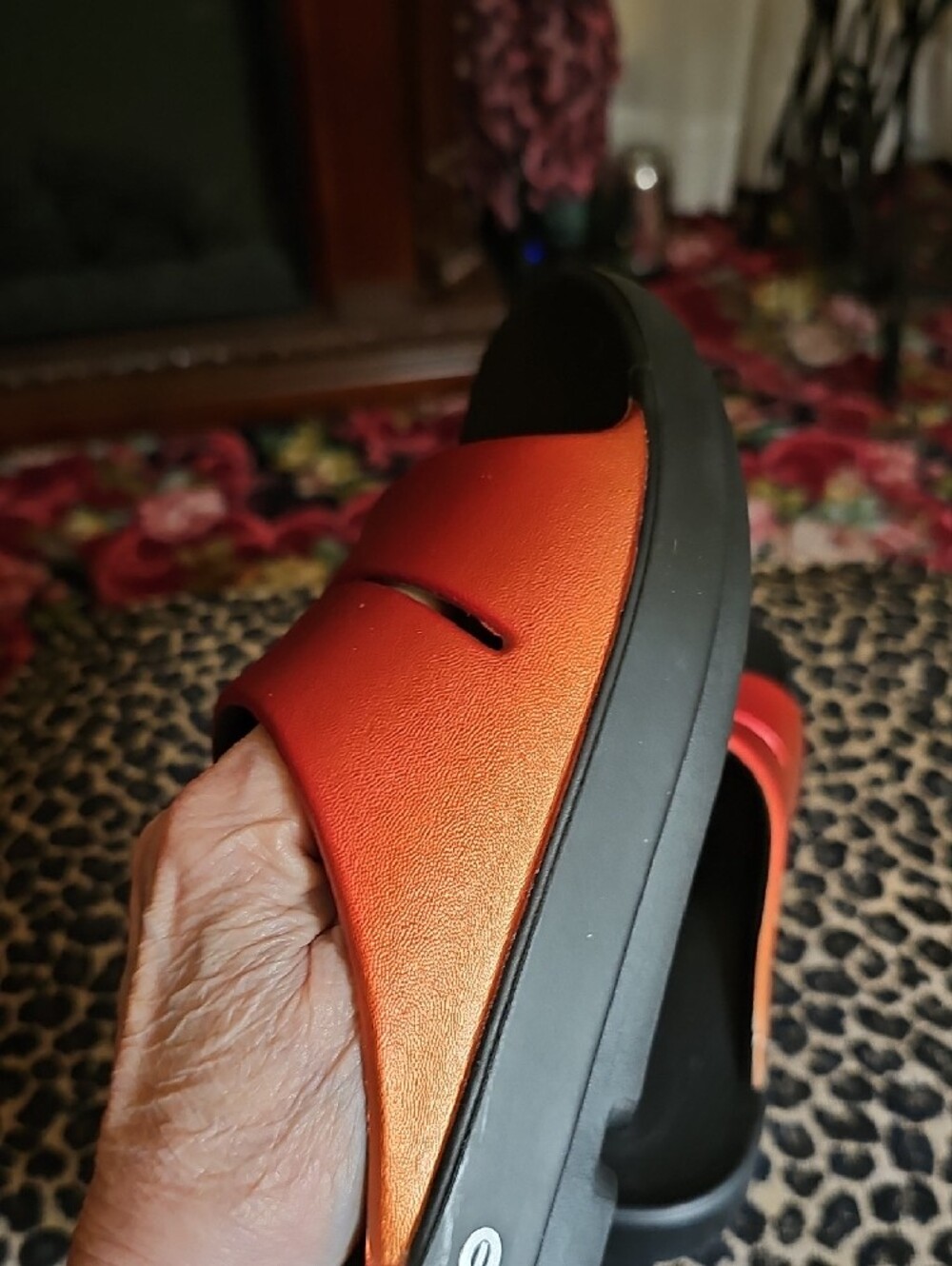 OOFOS Red Slide Sandals - Picture 11 of 11